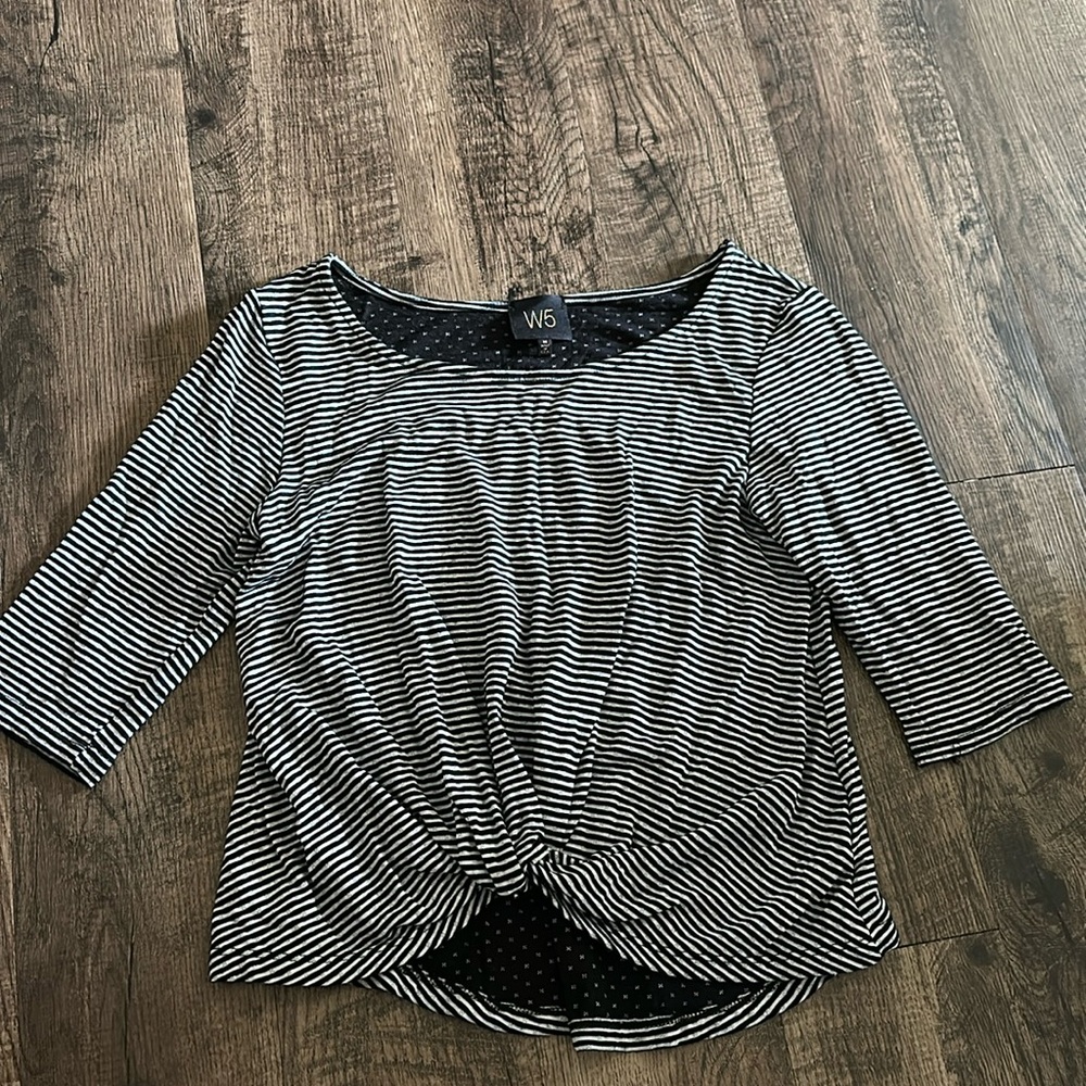 3/4 sleeve shirt